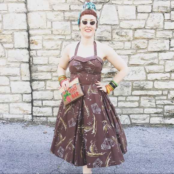 Meet your Posher, Dana - Picture 3 of 3